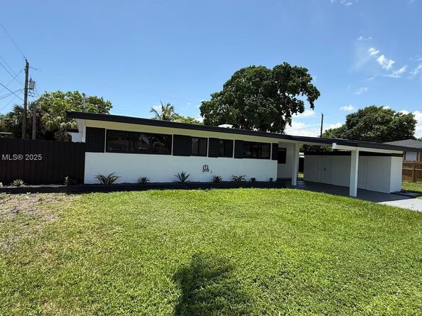 20 NW 197th St, Miami Gardens FL 33169