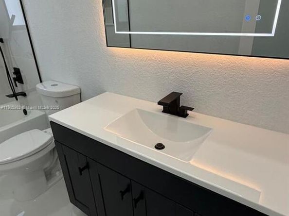 20 NW 197th St, Miami Gardens FL 33169