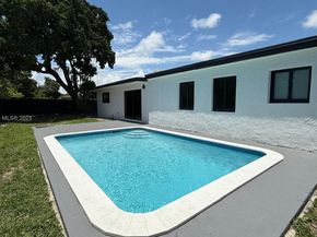 20 NW 197th St, Miami Gardens FL 33169