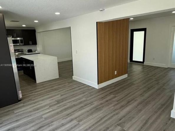 20 NW 197th St, Miami Gardens FL 33169