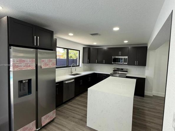 20 NW 197th St, Miami Gardens FL 33169