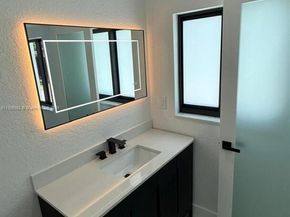 20 NW 197th St, Miami Gardens FL 33169