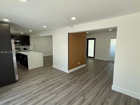 20 NW 197th St, Miami Gardens FL 33169