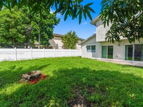 10560 La Placida Dr, Coral Springs FL 33065