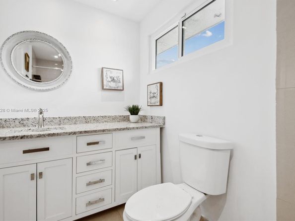 10560 La Placida Dr, Coral Springs FL 33065