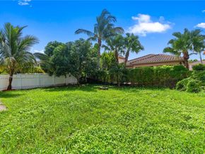 10560 La Placida Dr, Coral Springs FL 33065