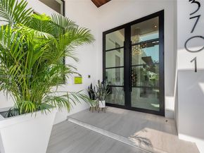 3701 NE 26th Ave, Lighthouse Point FL 33064