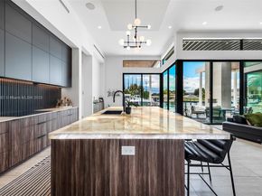 3701 NE 26th Ave, Lighthouse Point FL 33064