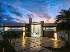 3701 NE 26th Ave, Lighthouse Point FL 33064