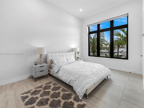 3701 NE 26th Ave, Lighthouse Point FL 33064