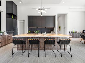 3701 NE 26th Ave, Lighthouse Point FL 33064