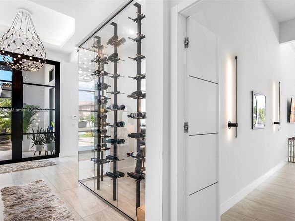 3701 NE 26th Ave, Lighthouse Point FL 33064