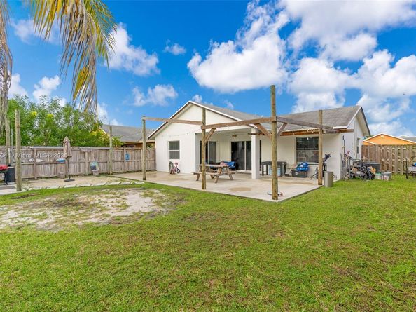 24938 SW 128th Path, Homestead FL 33032