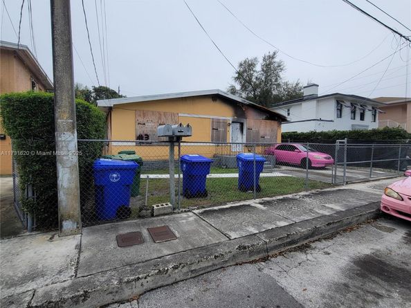 412 NW 59th St, Miami FL 33127