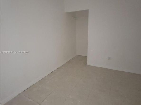 412 NW 59th St, Miami FL 33127