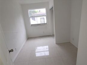 412 NW 59th St, Miami FL 33127