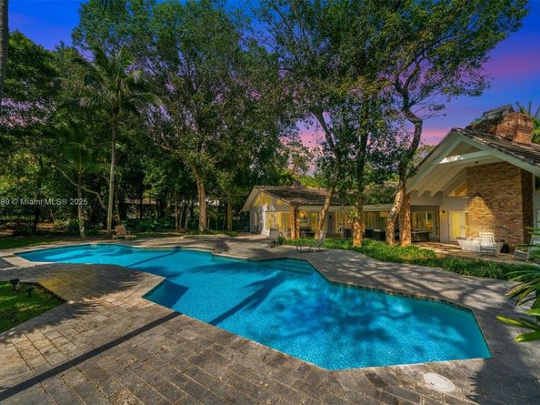 9000 Arvida Dr, Coral Gables FL 33156
