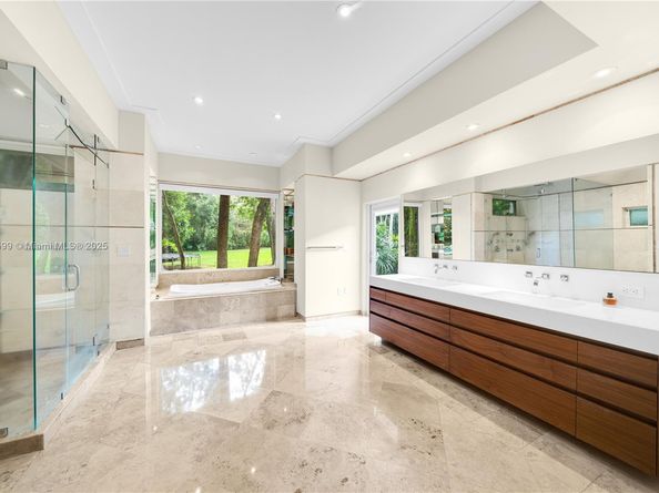 9000 Arvida Dr, Coral Gables FL 33156