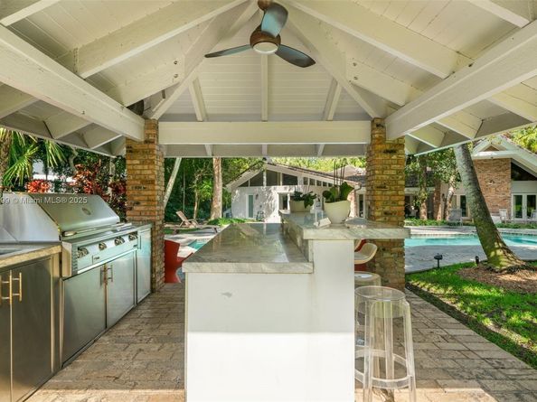 9000 Arvida Dr, Coral Gables FL 33156