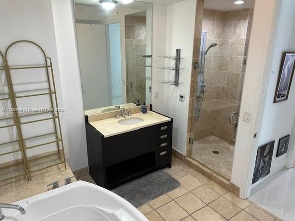 18201 Collins Ave 3407, Sunny Isles Beach FL 33160