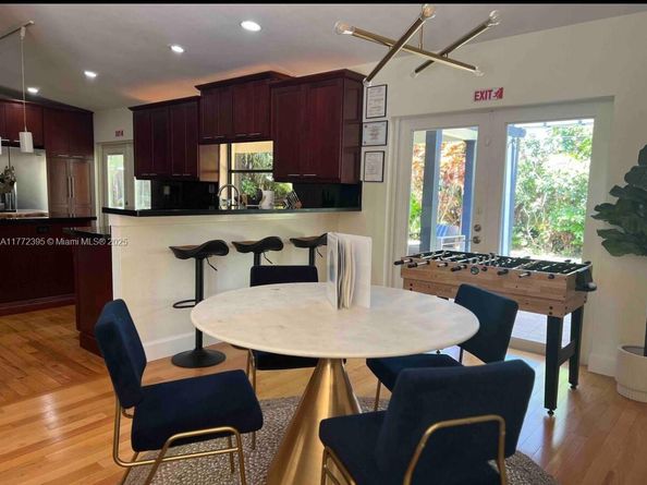 6830 NW 23rd Ter, Fort Lauderdale FL 33309