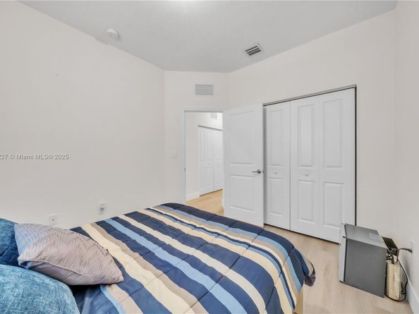 12917 NW 23rd Pl, Miami FL 33167