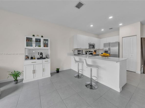 12917 NW 23rd Pl, Miami FL 33167