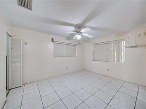 7140 Fillmore St, Hollywood FL 33024