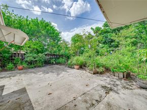 7140 Fillmore St, Hollywood FL 33024