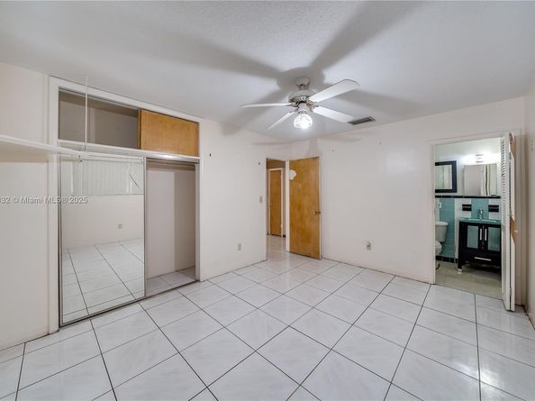 7140 Fillmore St, Hollywood FL 33024