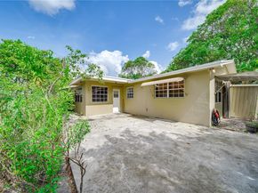7140 Fillmore St, Hollywood FL 33024