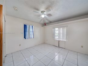 7140 Fillmore St, Hollywood FL 33024
