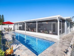 9400 NW 82nd St, Tamarac FL 33321