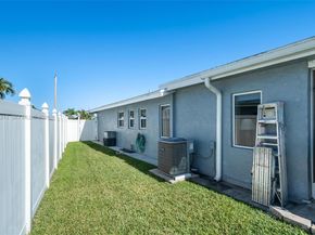 9400 NW 82nd St, Tamarac FL 33321