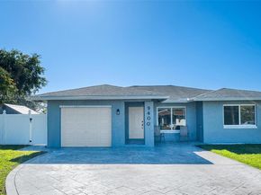 9400 NW 82nd St, Tamarac FL 33321