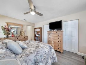 9400 NW 82nd St, Tamarac FL 33321