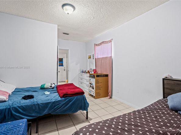 17845 SW 112th Ct, Miami FL 33157