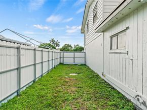 17845 SW 112th Ct, Miami FL 33157
