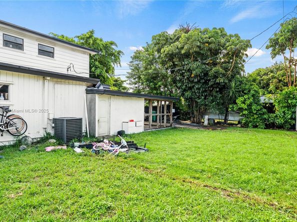 17845 SW 112th Ct, Miami FL 33157