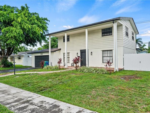 17845 SW 112th Ct, Miami FL 33157
