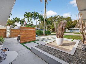 2436 Cat Cay Ln, Fort Lauderdale FL 33312