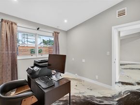 2436 Cat Cay Ln, Fort Lauderdale FL 33312