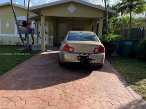 2640 NW 14th Ct, Fort Lauderdale FL 33311