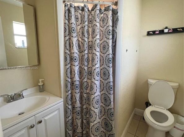 2640 NW 14th Ct, Fort Lauderdale FL 33311