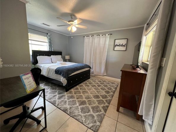 2640 NW 14th Ct, Fort Lauderdale FL 33311