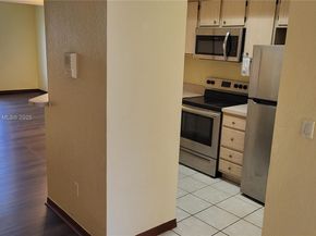 715 SW 148th Ave 604, Sunrise FL 33325