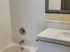 715 SW 148th Ave 604, Sunrise FL 33325