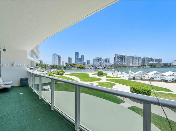 900 Bay Dr 210, Miami Beach FL 33141