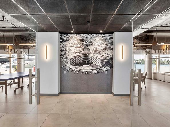 900 Bay Dr 210, Miami Beach FL 33141