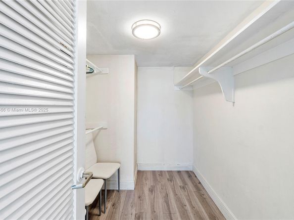 900 Bay Dr 210, Miami Beach FL 33141